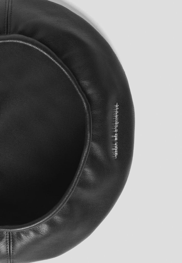 vegan-leather-beret-black