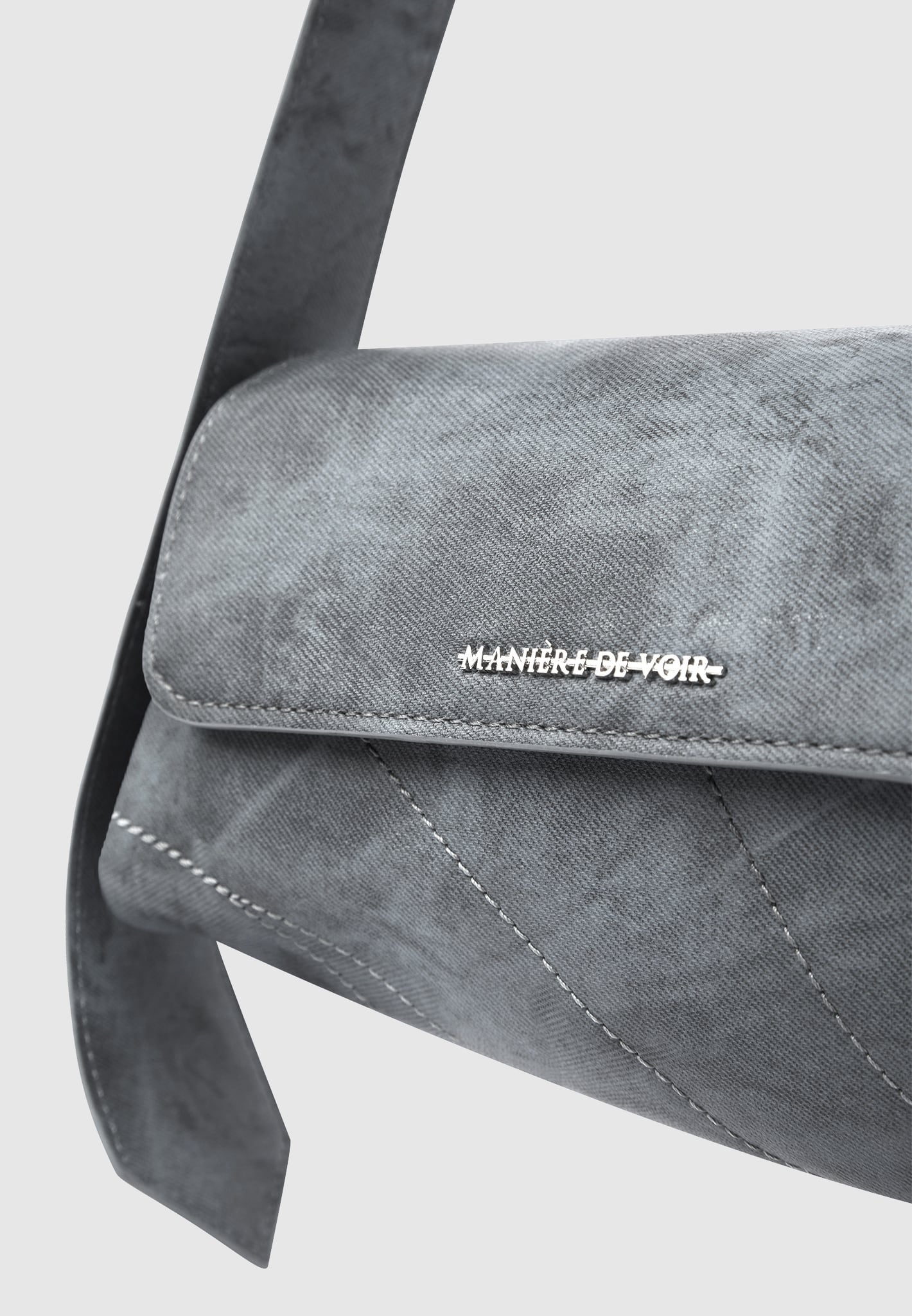 vintage-vegan-leather-bag-washed-grey