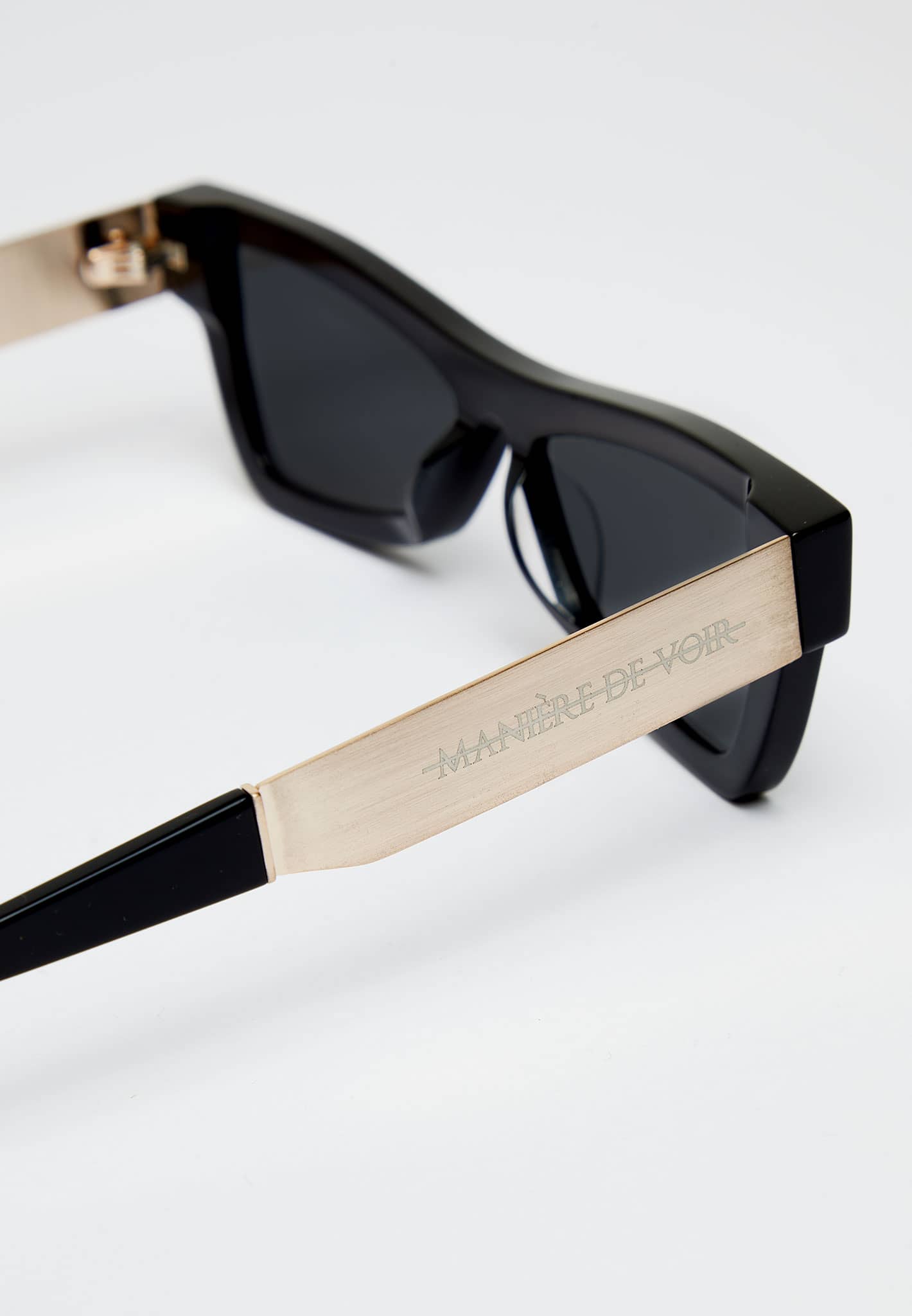 corsica-sunglasses-gloss-black