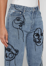 line-art-mom-jeans-mid-blue