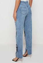 line-art-mom-jeans-mid-blue