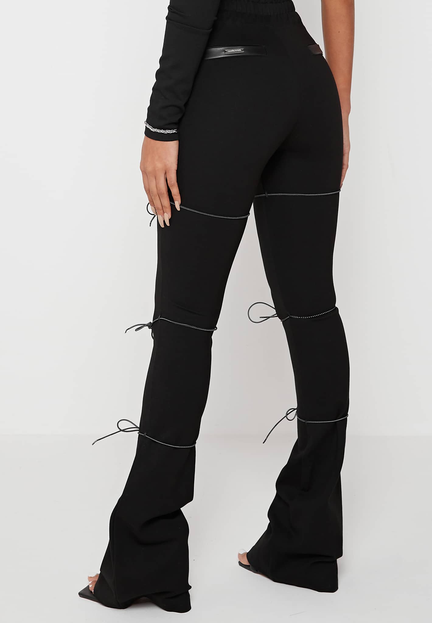 reflective-bungee-flared-leggings-black