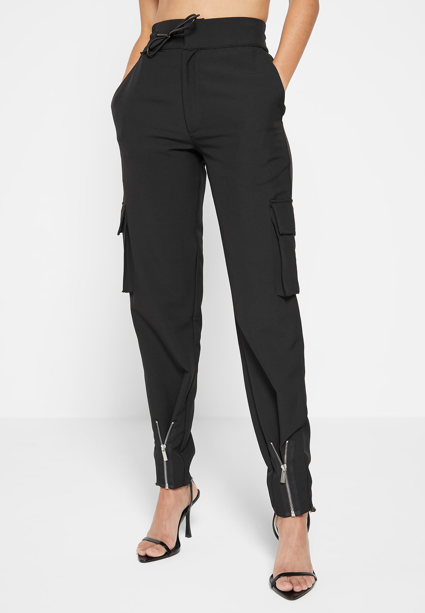 trousers-with-zip-detail-black